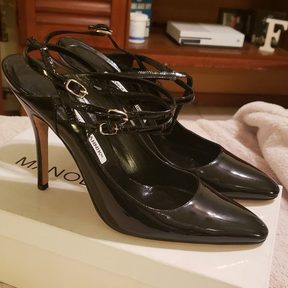 Manolo Blahnik | Shoes | Manolo Blahnik Black Parent Leather Pumps ...